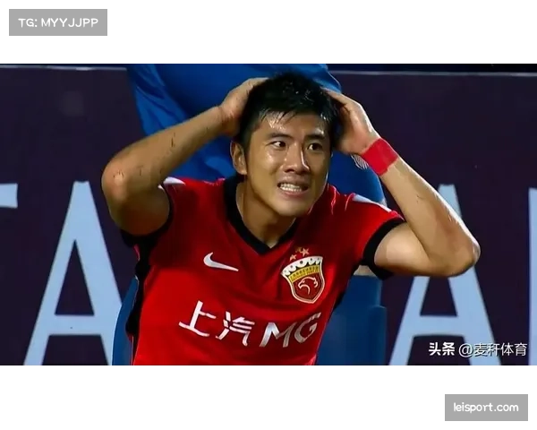 武里南联门将埃瑟里奇表现稳健 助球队零封上海海港